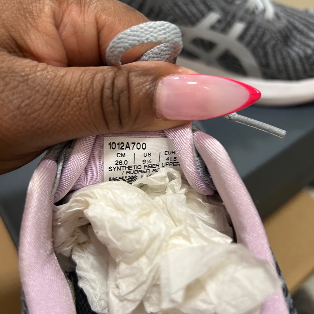 asics - Picture 5 of 5